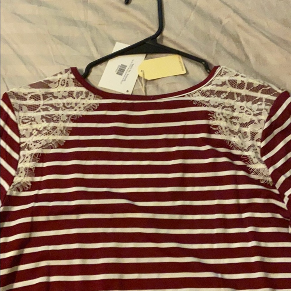 Red and white striped top with lace accent. - Picture 6 of 6